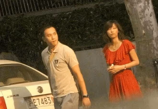 2天爆出7個瓜,有人出軌,有人墜亡,有人曝女友和10個男人有染
