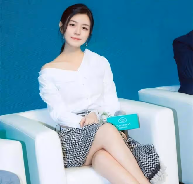 看臉是美女,一看脖子全完蛋!這些被短脖子拖累的女星,太慘了