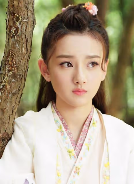 看臉是美女,一看脖子全完蛋!這些被短脖子拖累的女星,太慘了