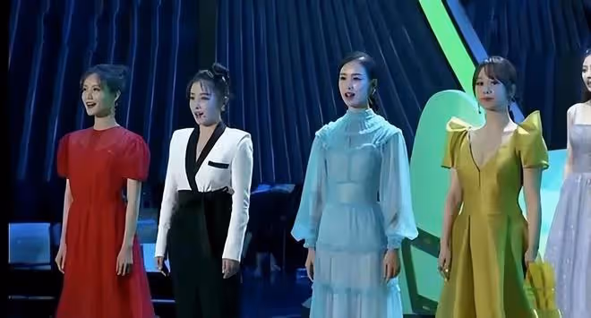 看臉是美女,一看脖子全完蛋!這些被短脖子拖累的女星,太慘了