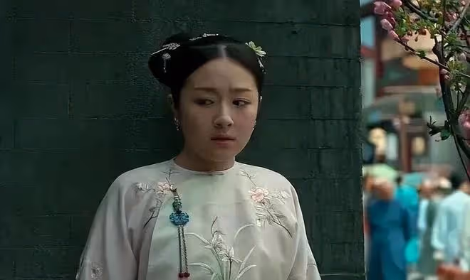看臉是美女,一看脖子全完蛋!這些被短脖子拖累的女星,太慘了