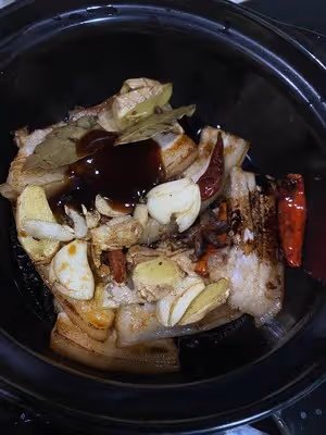 可以吃兩碗飯的把子肉