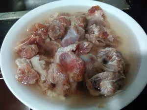 辣味土豆燒排骨