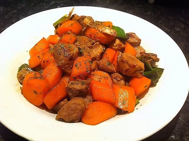 胡蘿蔔炒羊肉