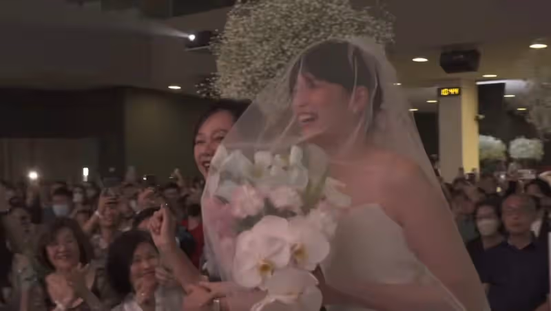 本地與上海親友兩地見證　徐鳴傑、陳鳳玲浪漫完婚！