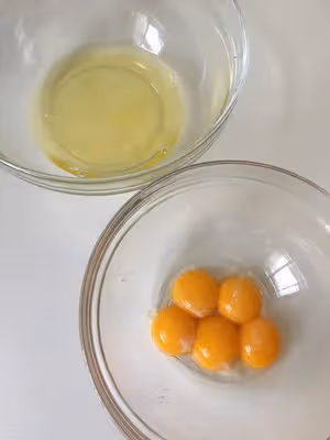 草莓酸奶蛋糕