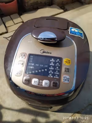 自創家常糯米八寶飯，電壓力鍋黑米紅豆綠豆花生豇豆葡萄乾大米白砂糖