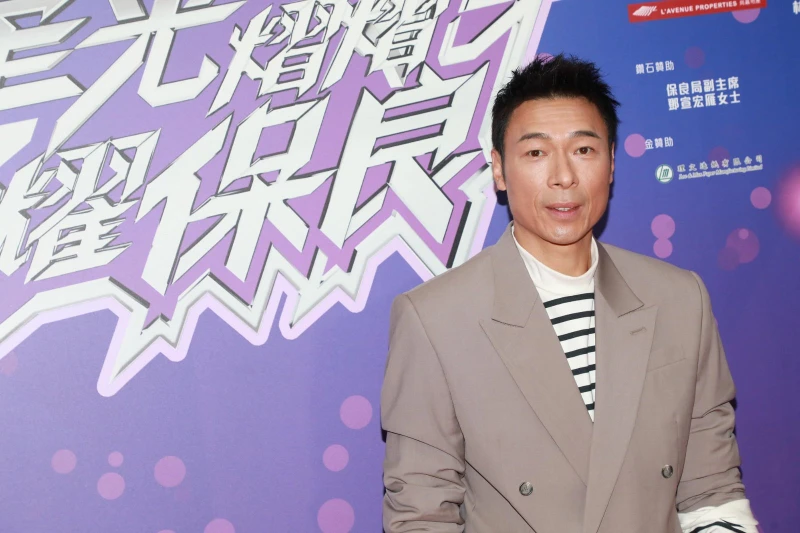 重踏4年前與黃心穎合唱舞台 許志安:過去就過去了