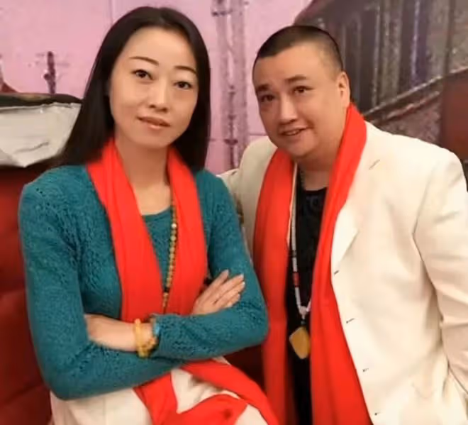 陳堅雄猝死後妻子首露面，承諾扛起整個家！15歲兒子留言讓人淚目