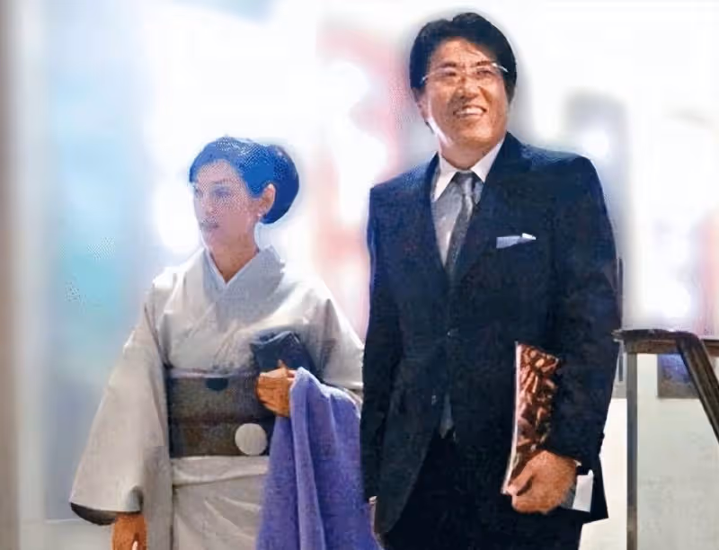 結婚23年！一代女神「2婚2離」被丈夫控制23年　54歲的她離婚後「引來無數人叫好」：終於解脫了