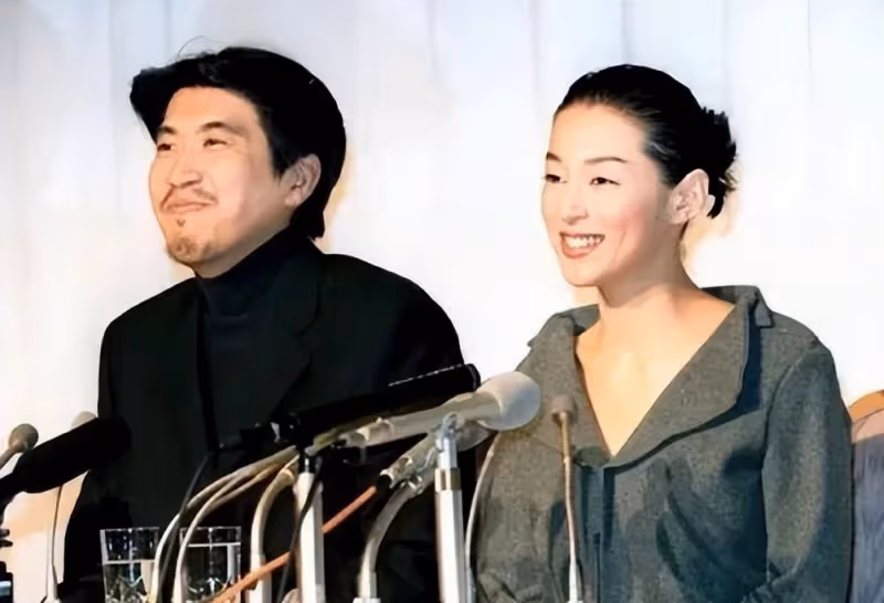 結婚23年！一代女神「2婚2離」被丈夫控制23年　54歲的她離婚後「引來無數人叫好」：終於解脫了