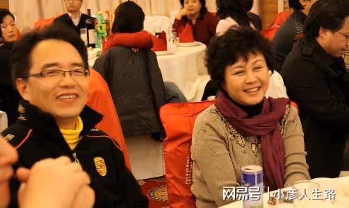 蔡猛與徐笑梅：體育名嘴娶了央視著名主持人，退休生活怎樣