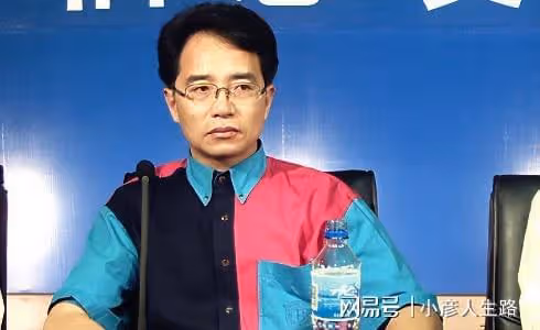 蔡猛與徐笑梅：體育名嘴娶了央視著名主持人，退休生活怎樣