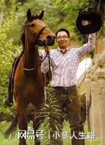 蔡猛與徐笑梅：體育名嘴娶了央視著名主持人，退休生活怎樣