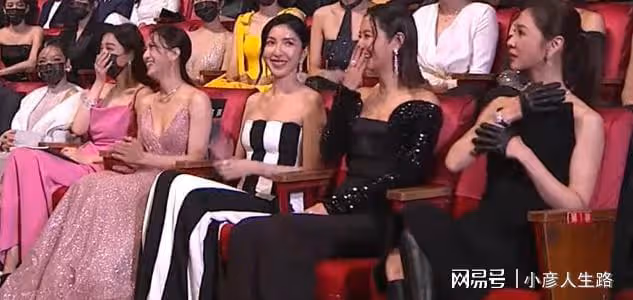 金鐘獎《華燈初上》全程陪跑，林心如錯失視後，台下強顏歡笑