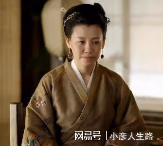 演員劉琳：相親嫁攝影師，丈夫在家帶孩子，如今她還好嗎？