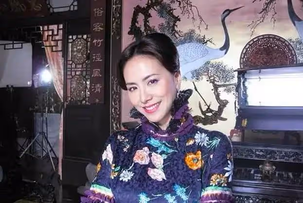 大佬標配田麗有多美，現實感情就有多坎坷，出軌家暴婚姻一片狼藉