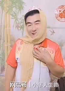 馬玉琴親眼看到李玉成在家約會,一下子歪倒在床頭柜上,讓他快滾