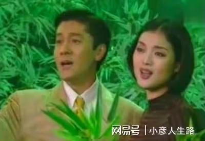 歌手白雪，28歲結婚，離異後再愛小8歲男友，如今生活幸福事業旺