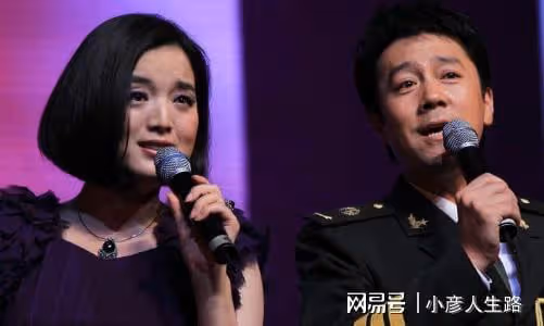 歌手白雪，28歲結婚，離異後再愛小8歲男友，如今生活幸福事業旺