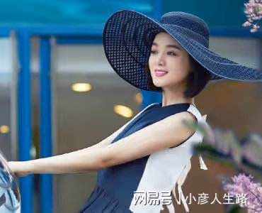 歌手白雪，28歲結婚，離異後再愛小8歲男友，如今生活幸福事業旺
