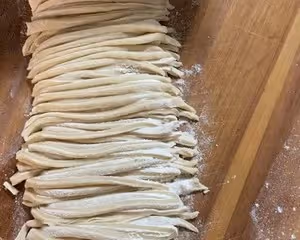 菠菜手擀麵