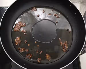 放了這種油才好吃的粉絲素包