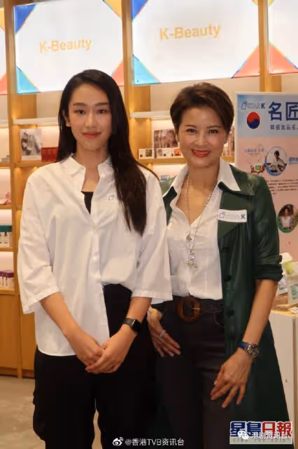 黎燕珊囝囝於英國修畢犯罪心理學！古明華內地返港為90歲老父賀壽