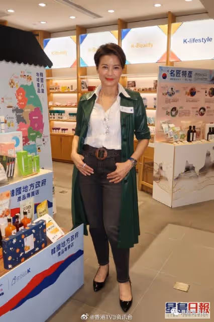 黎燕珊囝囝於英國修畢犯罪心理學！古明華內地返港為90歲老父賀壽