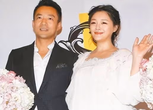 "梅開二度"大S：高齡產子險喪命遭前夫家暴，下嫁具俊曄輕鬆拿捏