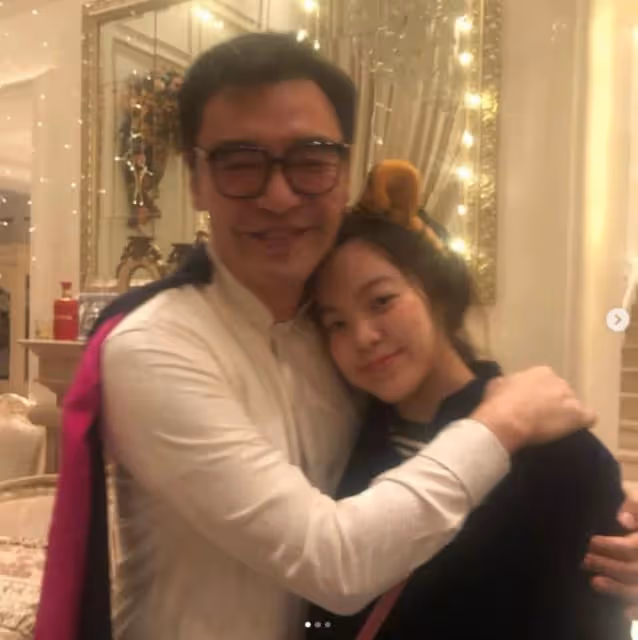 鍾鎮濤正妹女兒英國被詐騙！都嚇哭了