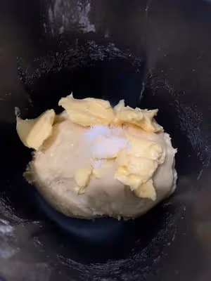 一發腸仔包（熱狗麵包）