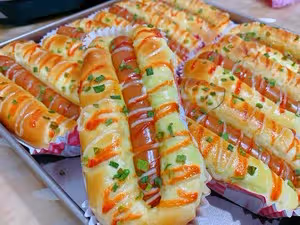一發腸仔包（熱狗麵包）