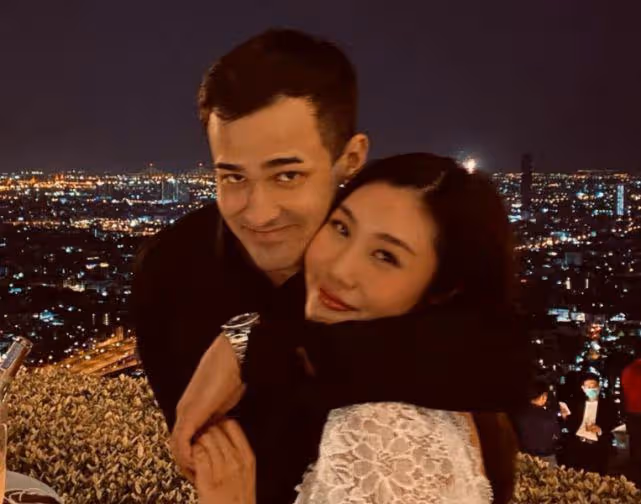 韋唯抗病多年重獲新生，仨兒子一個比一個優秀，晚年生活太幸福！