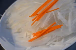 根根甜脆的糖醋蘿蔔絲