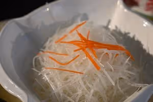 根根甜脆的糖醋蘿蔔絲