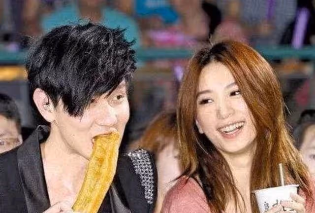 「人間清醒」田馥甄 拒絕林俊傑17年理由很現實，其實我們都想錯了：活成自己想要的樣子才最真實