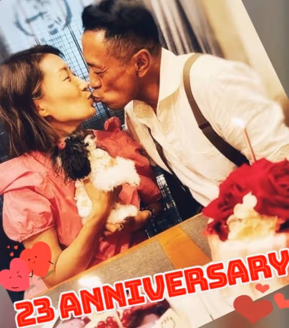 姜皓文吻妻子慶結婚23周年，不介意女方拒絕生育，財產全交她保管