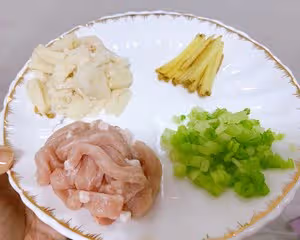 鮮到掉眉毛的竹蓀乾貝瘦肉湯
