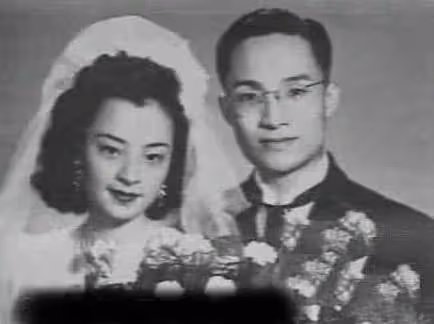這些明星也曾痛失愛子，金庸兒子因情自殺，趙本山孩子出生聾啞！