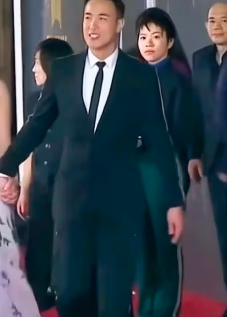 他是導演界黑馬，還是曾志偉兒子，親手捧起兩位金馬影后實力超牛