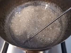 萬聖節搞怪蛋白糖餅乾