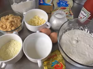 芝士沙拉肉鬆麵包（波蘭種）