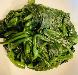 菠菜羽衣甘藍三文魚派
