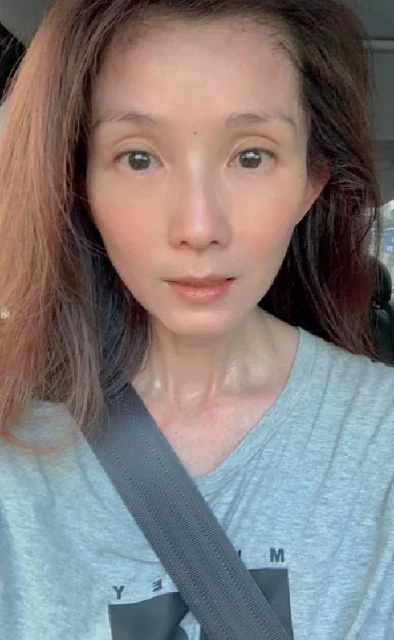 「風月女神」 全真近況， 52歲瘦得皮包骨，曾可與林青霞媲美，今雙手常發抖與老母相依為命，網歎：美人遲暮，令人心疼