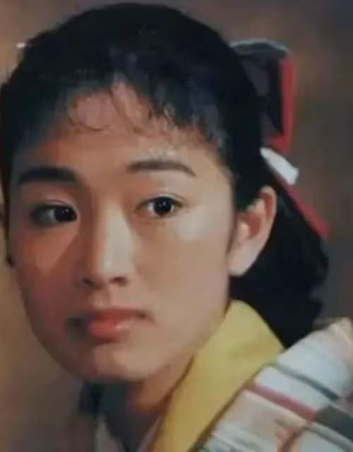 當小三8年無果！女星「再嫁70歲富尪」靠一張紙秒點頭　「一生情路曲折」終覓得良緣