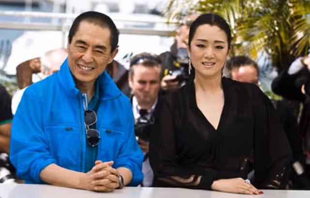 當小三8年無果！女星「再嫁70歲富尪」靠一張紙秒點頭　「一生情路曲折」終覓得良緣