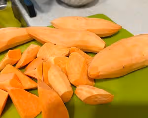 【正大錢食譜】比烤紅薯更勝一籌的烤薯角