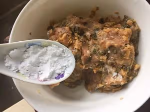 傳統廣東菜 ∵ 梅菜剁肉餅