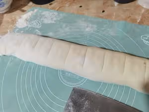 肉沫蔥花捲